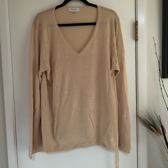 Calvin Klein peach color sweater, ties at bottom - Picture 1 of 1